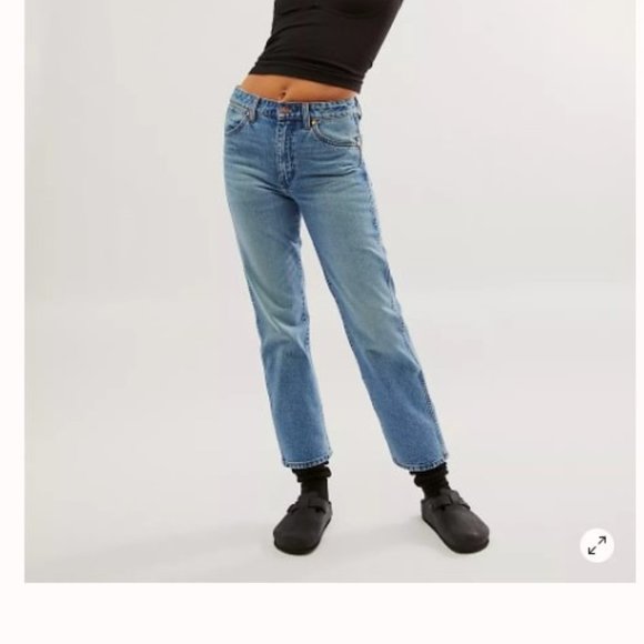 WRANGLER - Stonewash, High-Rise, Straight Leg Jeans - Size 31 - Picture 1 of 5